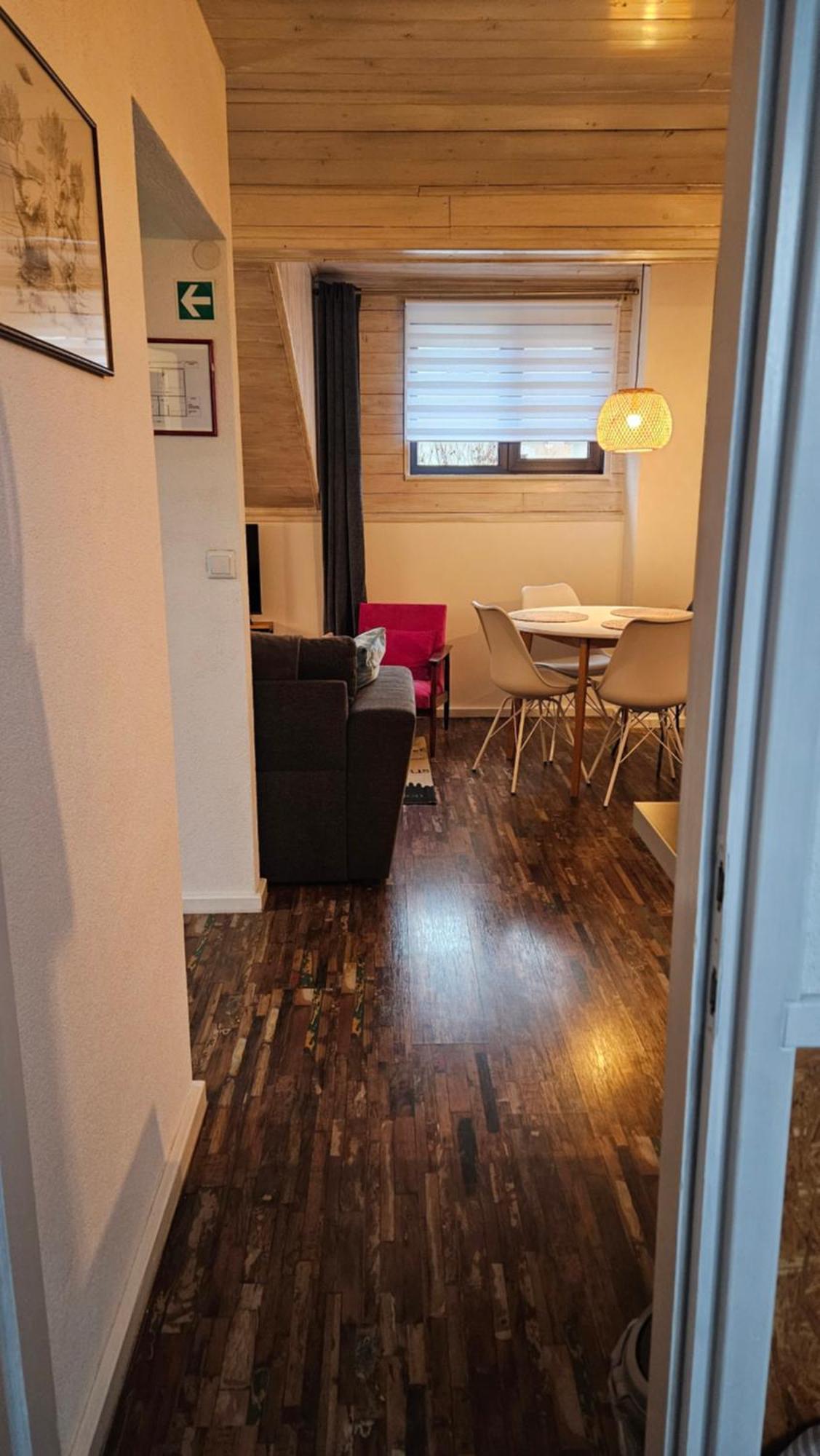 Studio Apartman Gradna 萨莫博尔 外观 照片